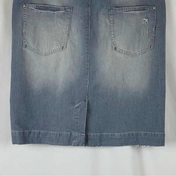 Anthropologie Pilcro & The Letterpress Distressed Boho Y2K 90s Jean Skirt Size M - Picture 6 of 10